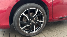 Toyota Yaris 1.5 VVT-i Blue Bi-tone 5dr Petrol Hatchback